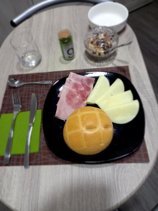 B&B Km 198 - Letto E Colazione 소르바라 외부 사진