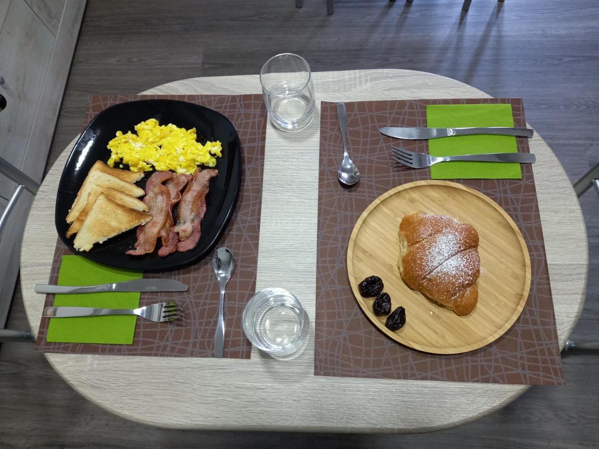 B&B Km 198 - Letto E Colazione 소르바라 외부 사진